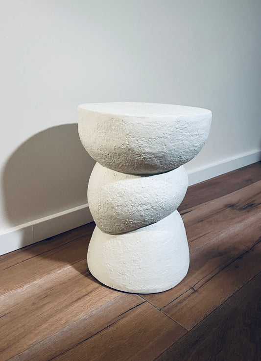 Pebble Tisch